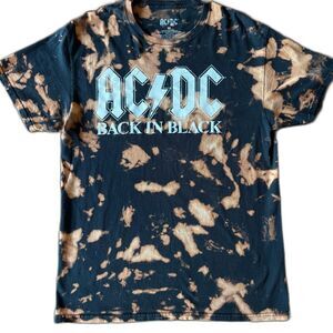 AC/DC Back in Black Concert T Shirt, Black Splatter size M